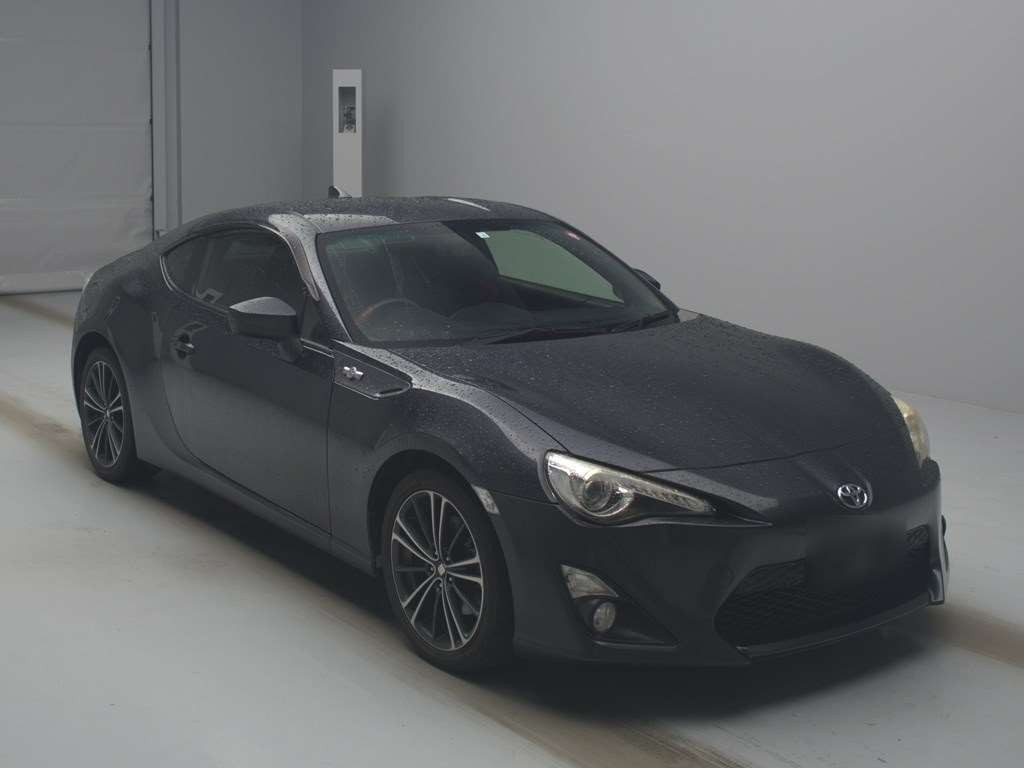 2014 Toyota 86 ZN6[2]