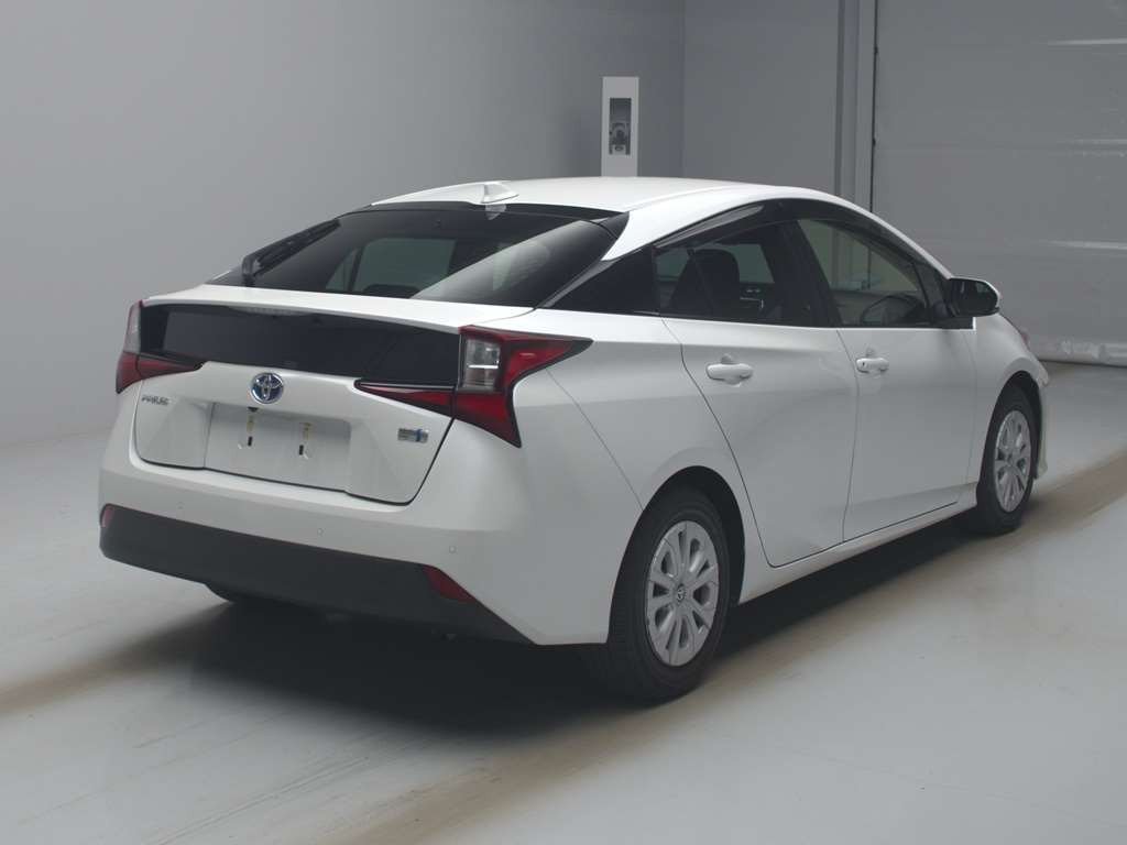 2021 Toyota Prius ZVW51[1]