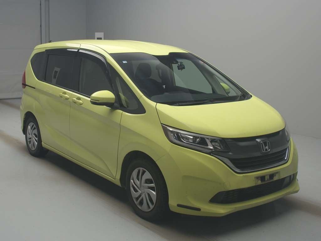 2016 Honda Freed Plus GB5[2]