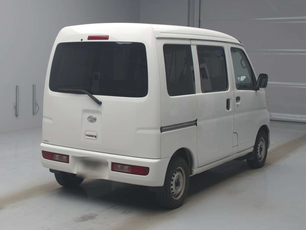 2016 Daihatsu Hijet Cargo S321V[1]