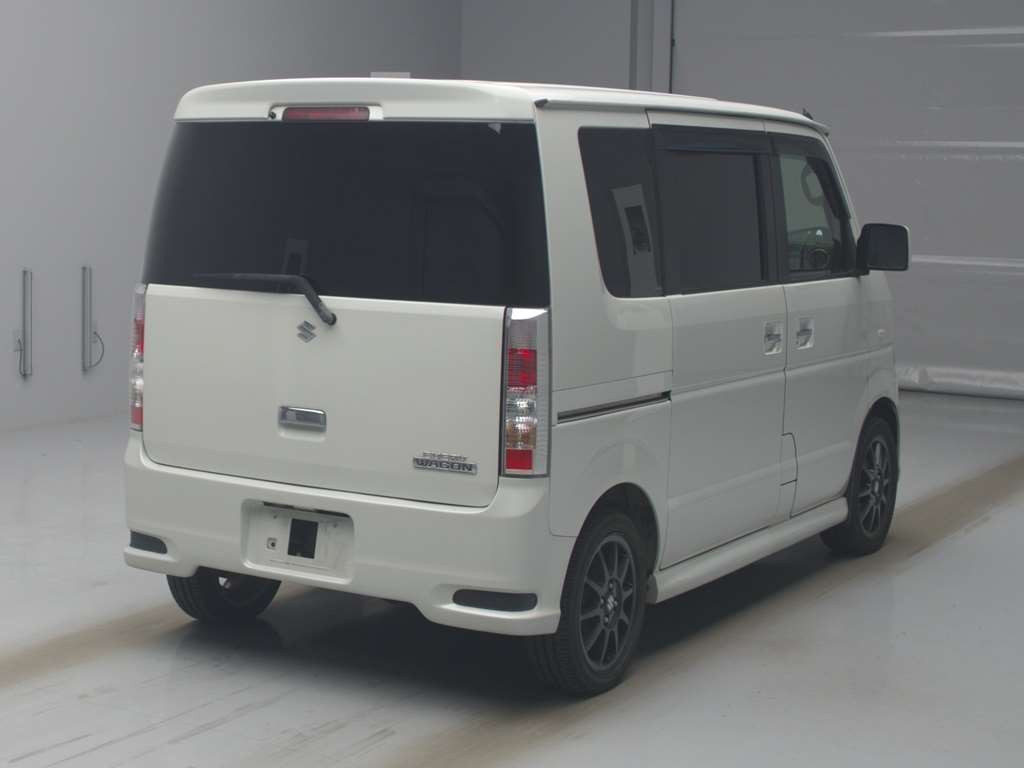 2011 Suzuki Every Wagon DA64W[1]