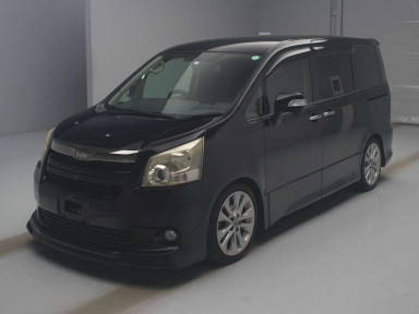 2009 Toyota Noah