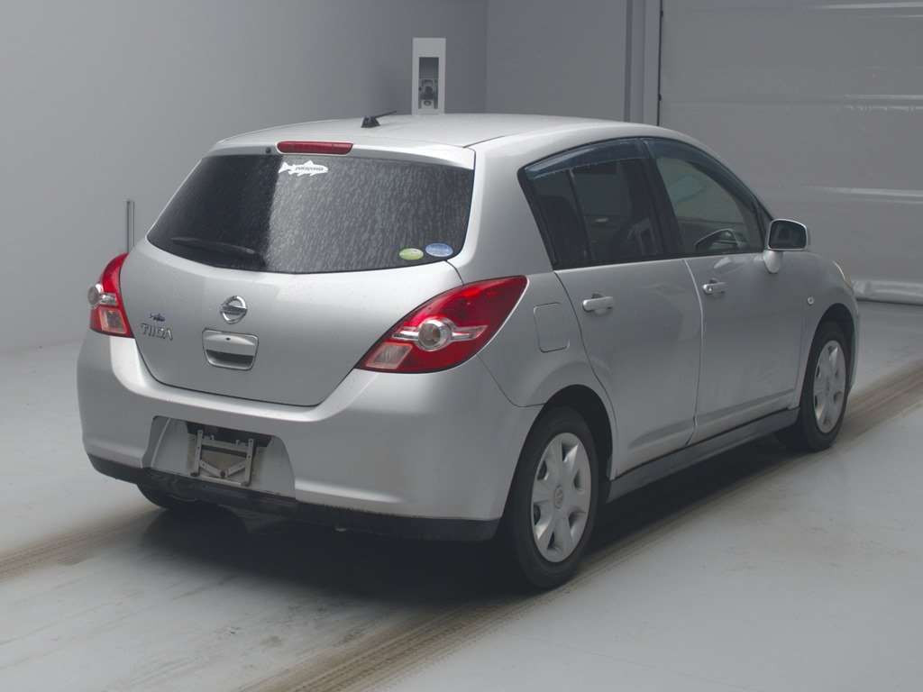 2009 Nissan Tiida C11[1]