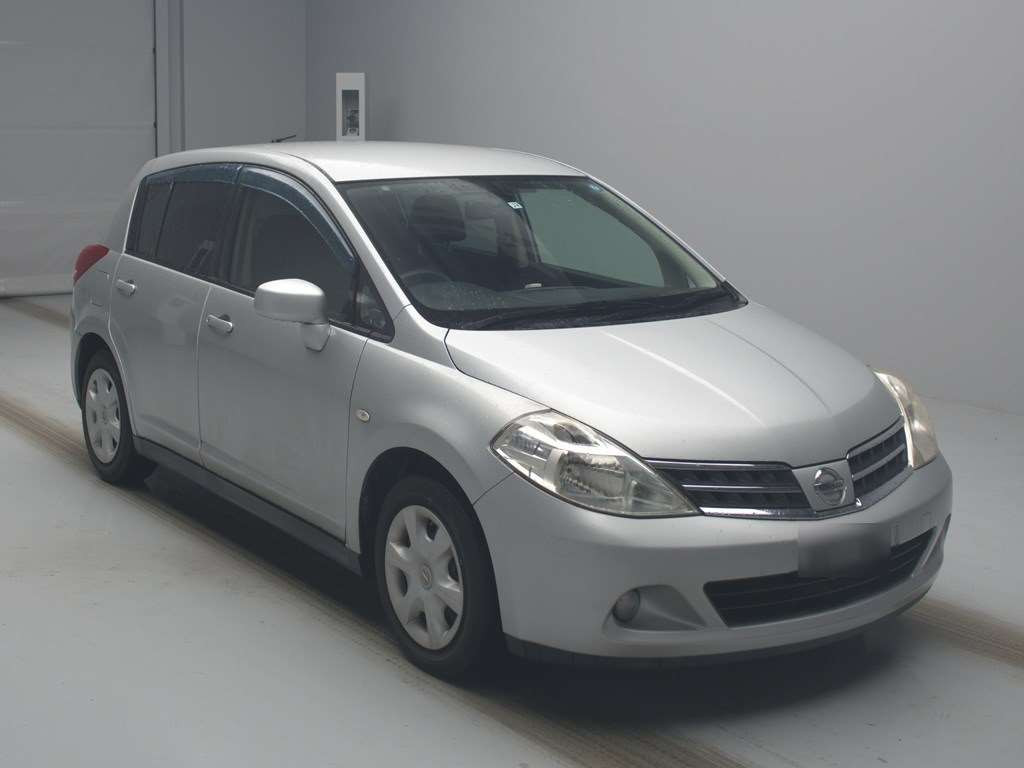 2009 Nissan Tiida C11[2]