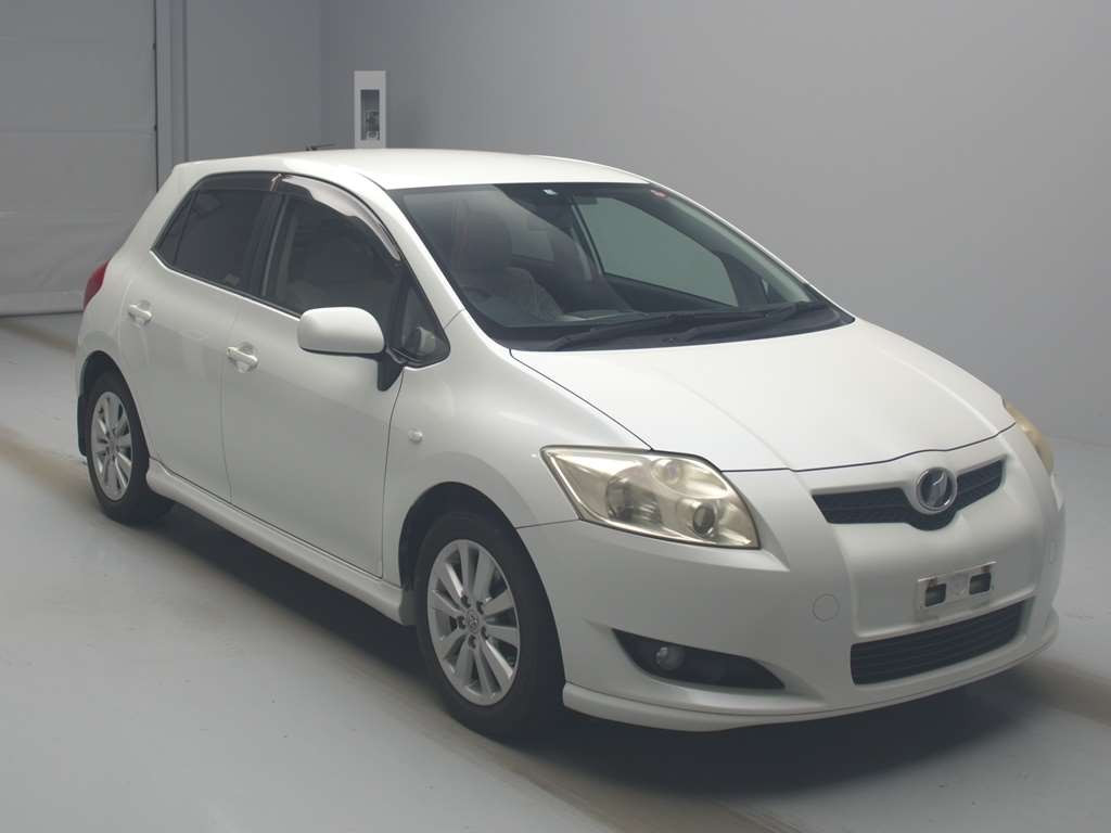 2007 Toyota Auris NZE151H[2]