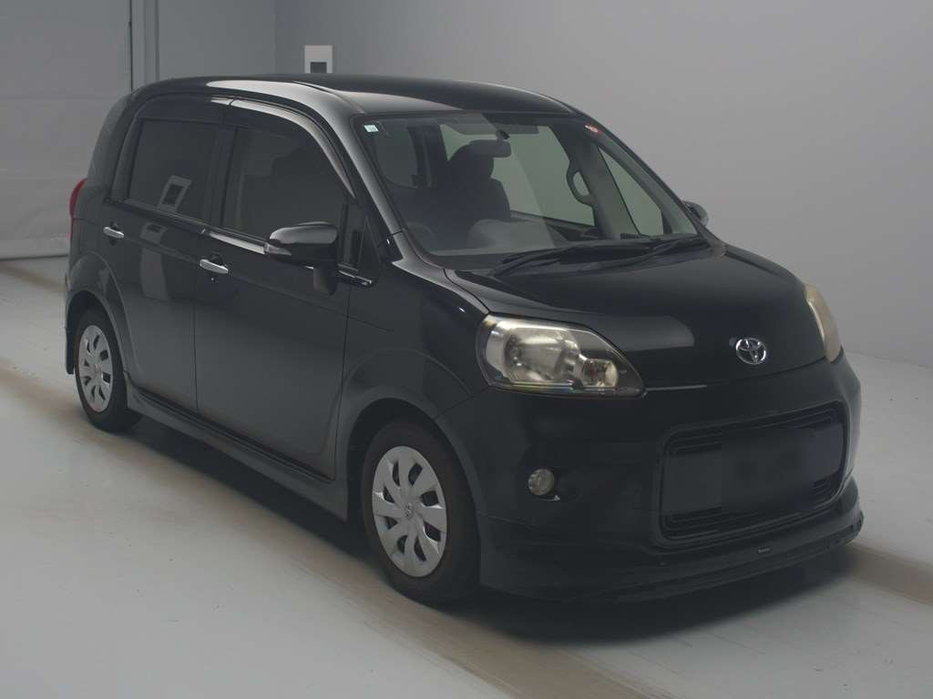 2012 Toyota Porte NCP141[2]