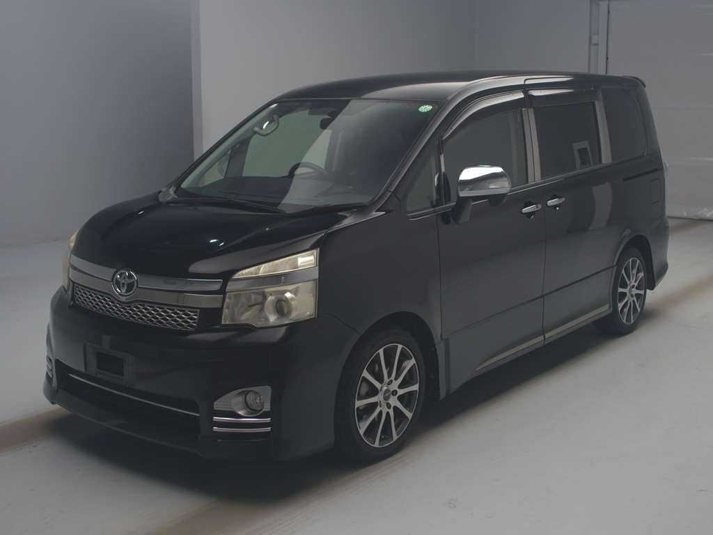 2013 Toyota Voxy ZRR70W[0]