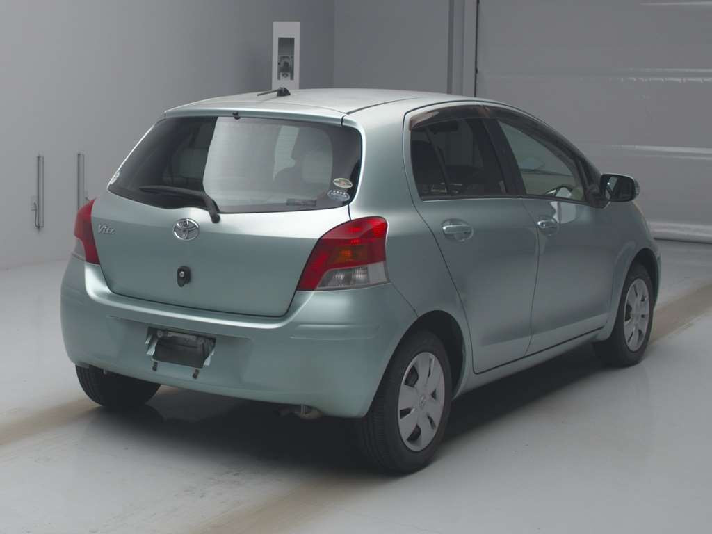 2008 Toyota Vitz KSP90[1]