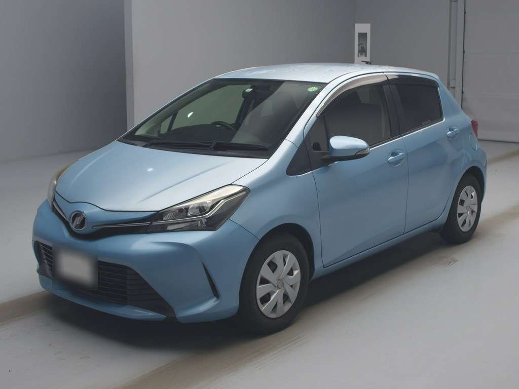 2014 Toyota Vitz NSP130[0]