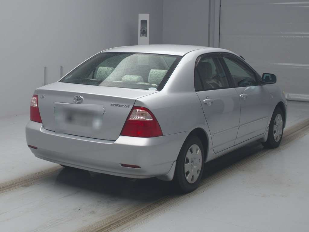 2004 Toyota Corolla Sedan NZE121[1]