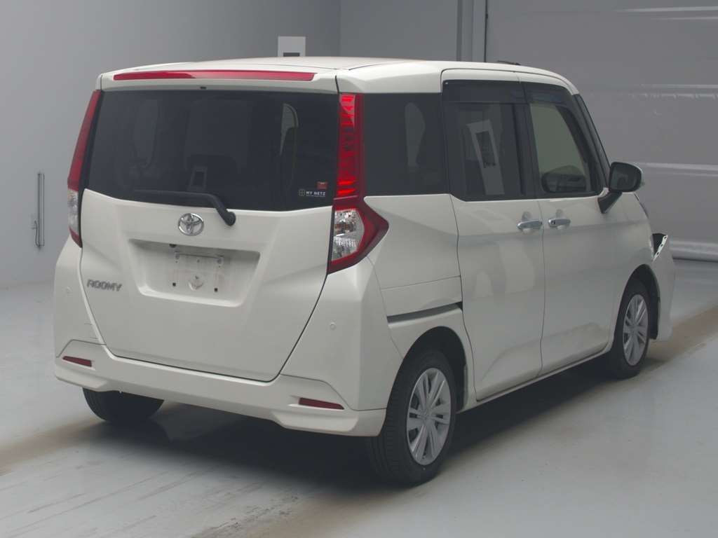 2022 Toyota Roomy M900A[1]