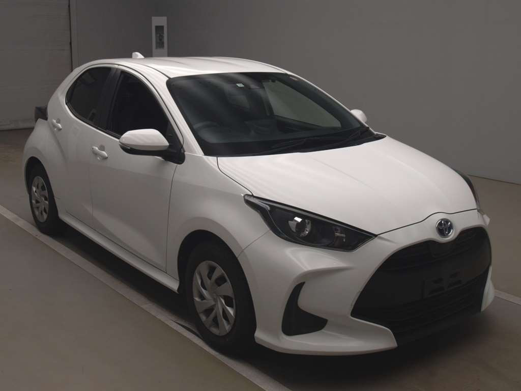 2021 Toyota YARIS MXPH10[2]