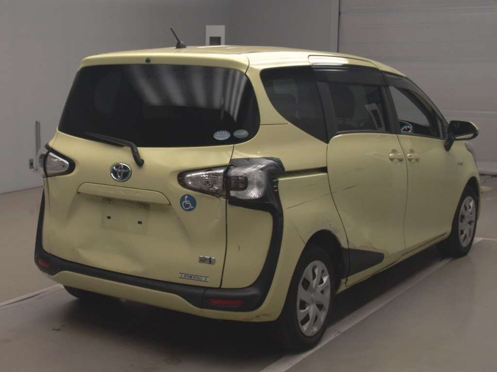 2016 Toyota Sienta NHP170G[1]