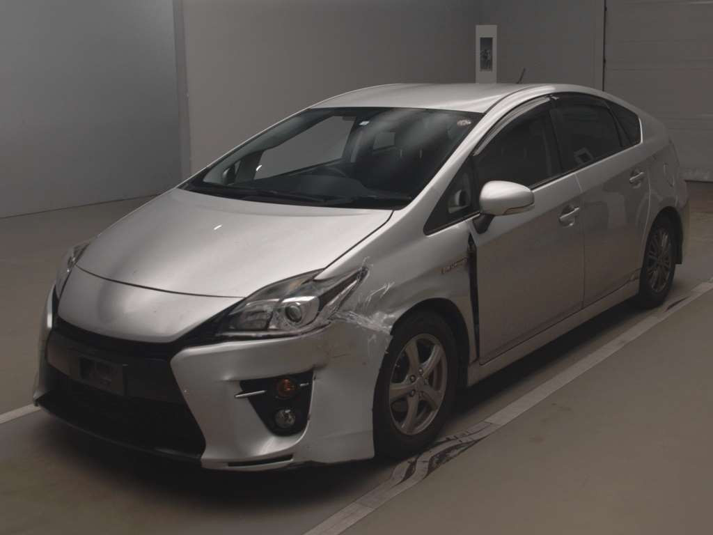 2014 Toyota Prius ZVW30[0]