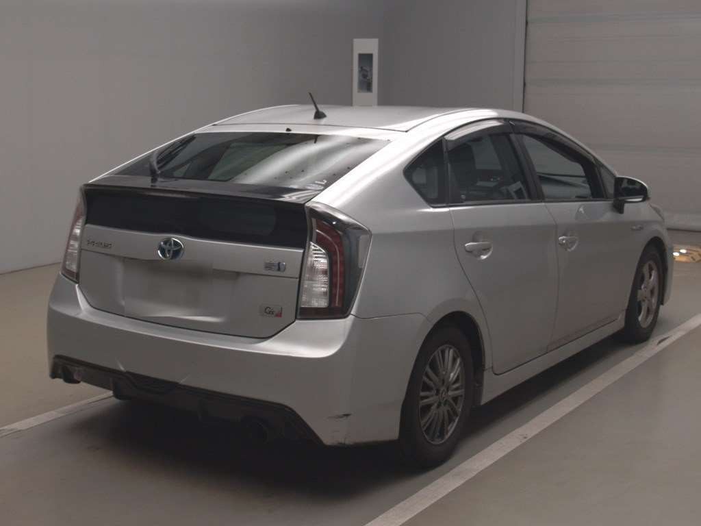 2014 Toyota Prius ZVW30[1]