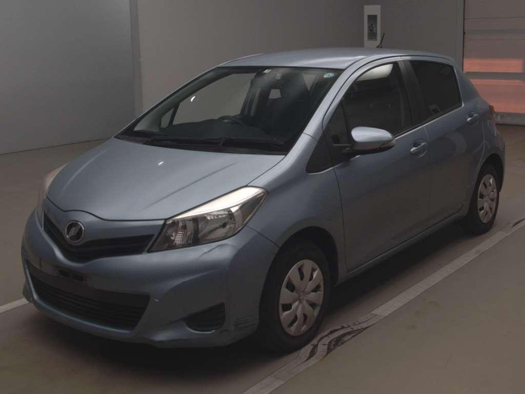 2013 Toyota Vitz KSP130[0]