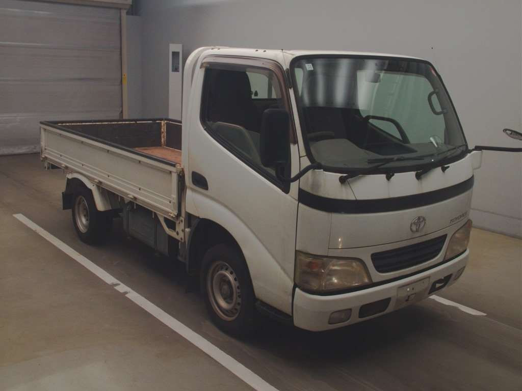 2004 Toyota Toyoace Truck TRY230[2]