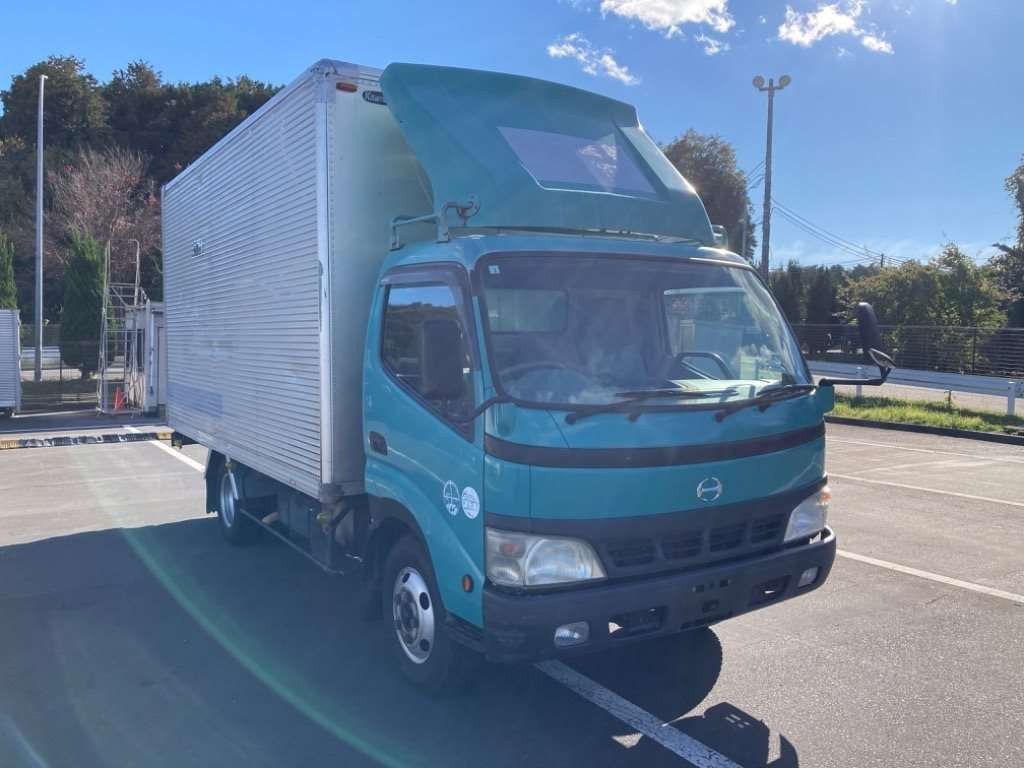 2004 Hino DUTRO XZU412M[2]