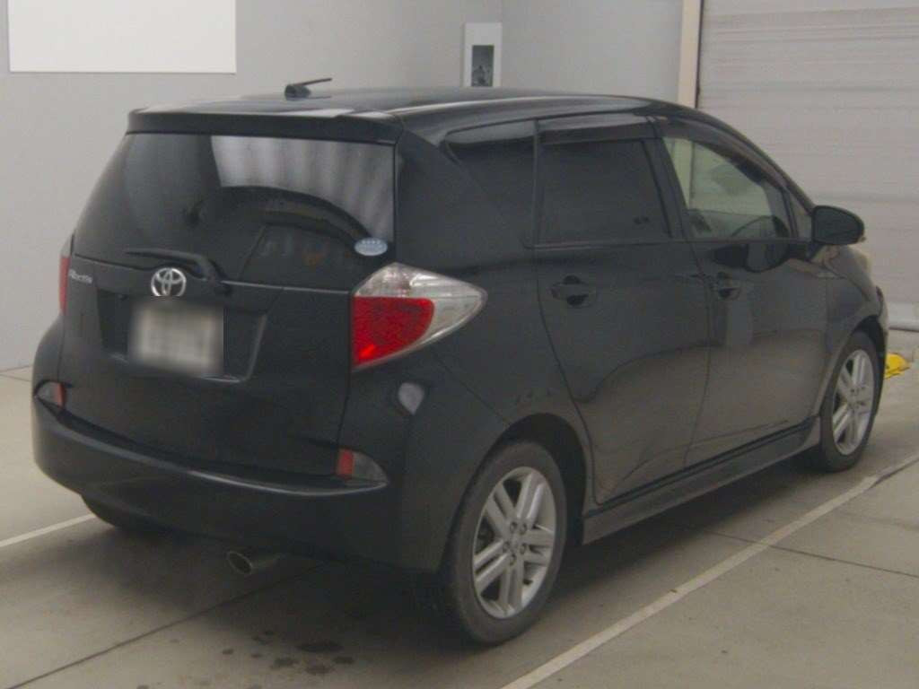 2013 Toyota Ractis NCP120[1]