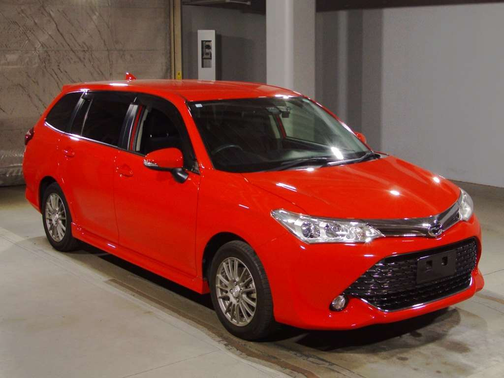 2016 Toyota Corolla Fielder NRE161G[2]