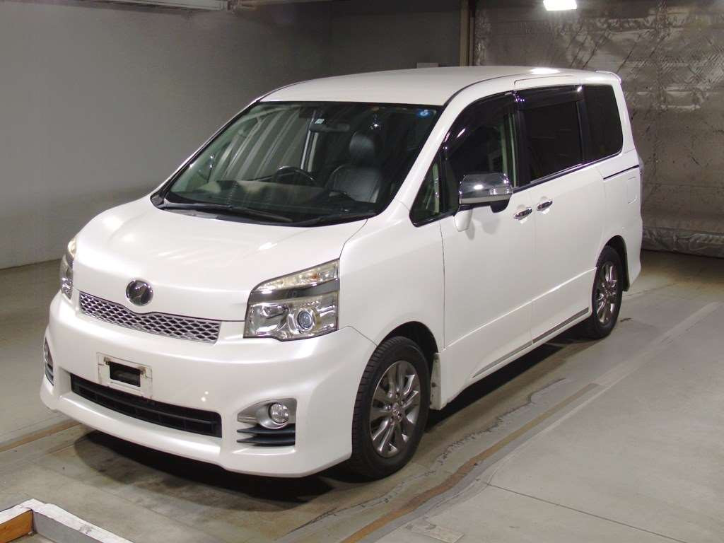 2013 Toyota Voxy ZRR70W[0]