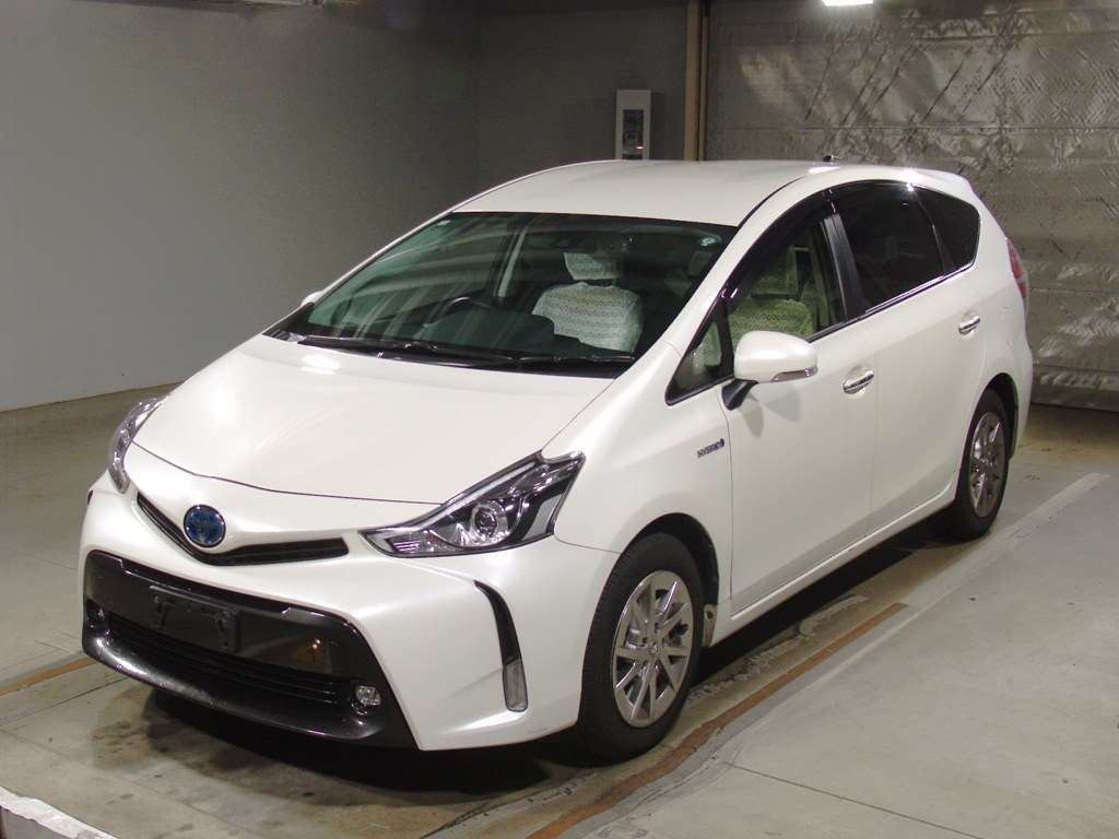 2016 Toyota Prius alpha ZVW41W[0]