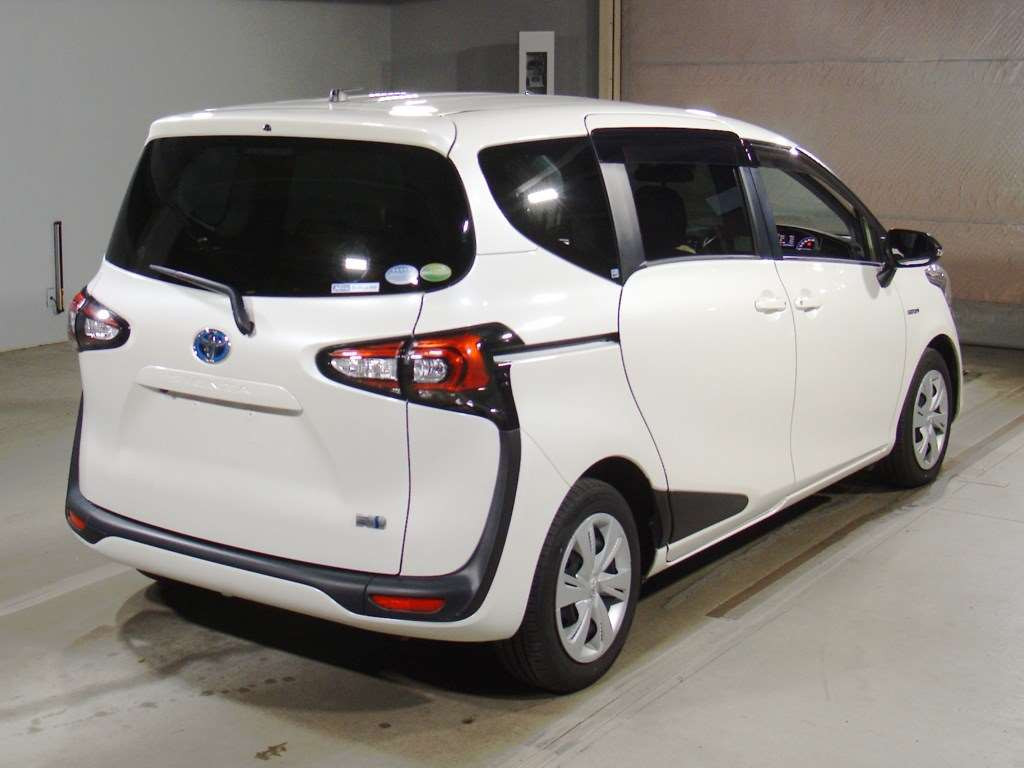 2018 Toyota Sienta NHP170G[1]