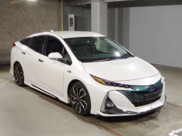 2017 Toyota Prius PHV