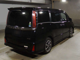 2018 Toyota Noah