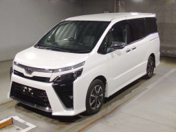 2020 Toyota Voxy