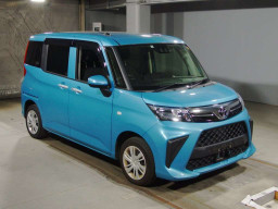 2021 Toyota Roomy