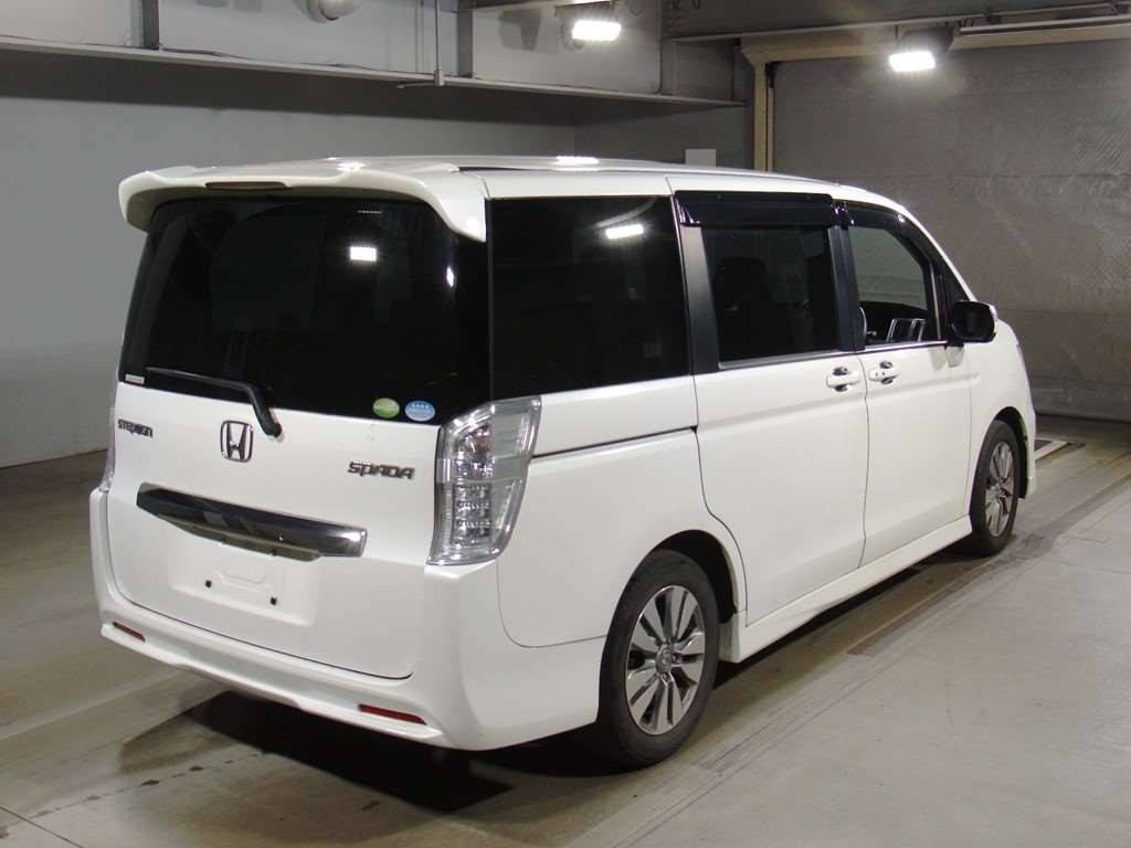 2013 Honda Step WGN Spada RK5[1]