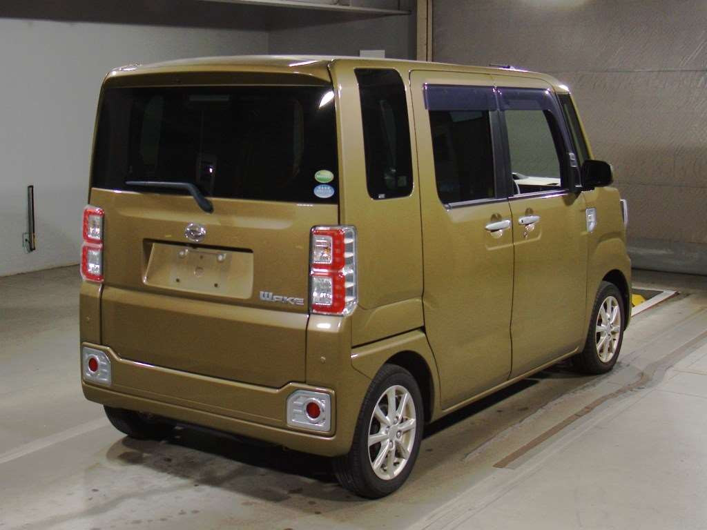 2019 Daihatsu Wake LA700S[1]