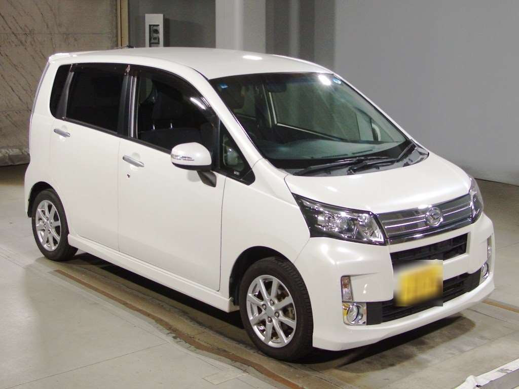 2013 Daihatsu Move Custom LA100S[2]