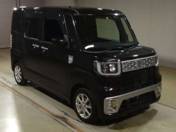 2014 Daihatsu Wake