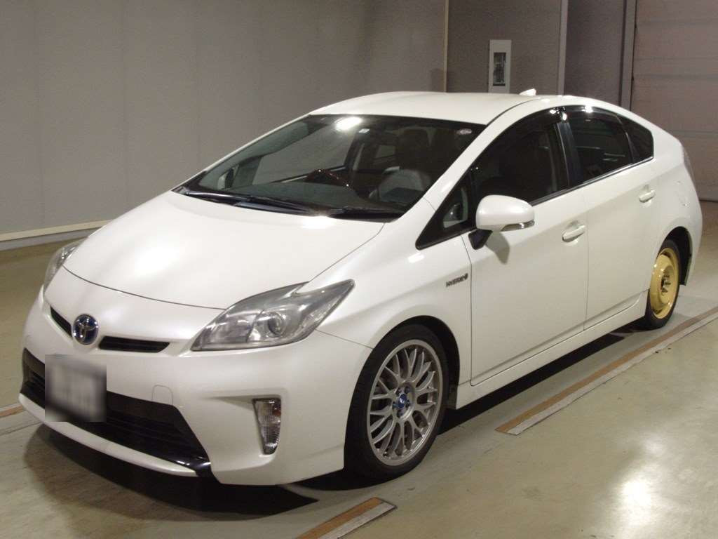 2014 Toyota Prius ZVW30[0]