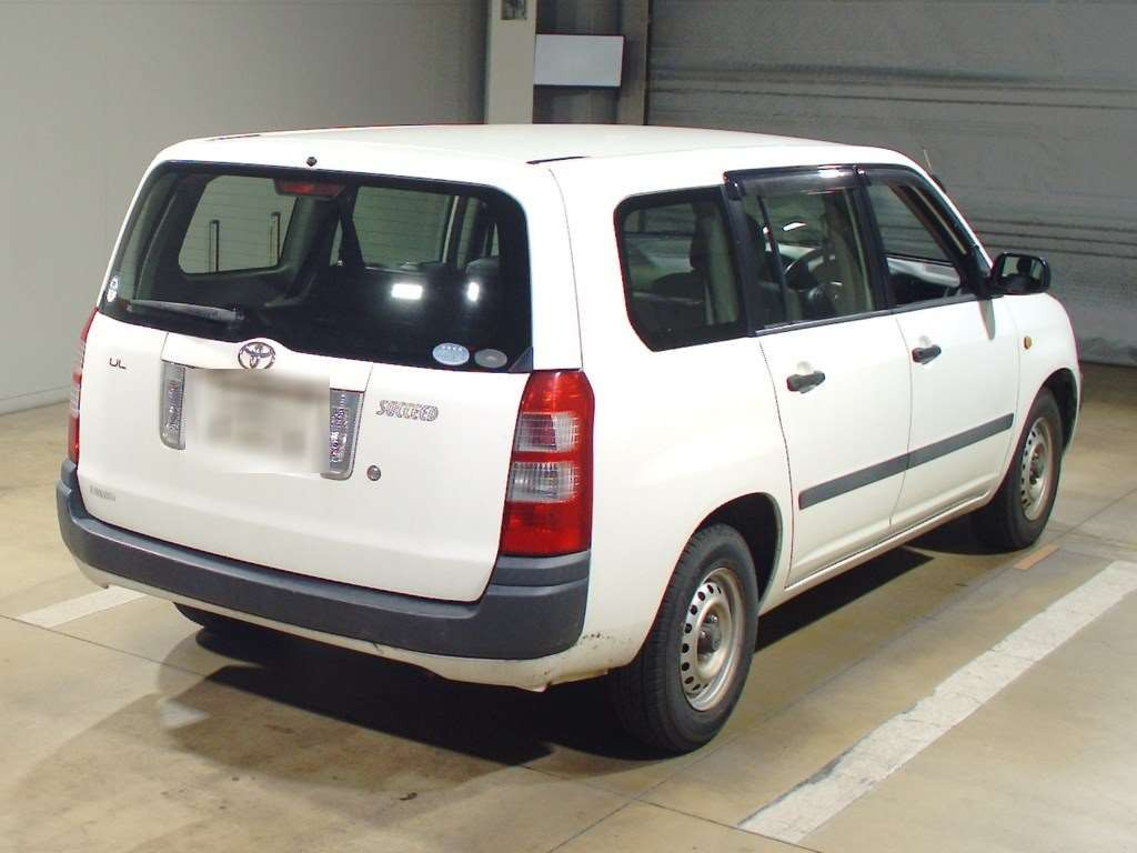 2011 Toyota Succeed Van NCP51V[1]