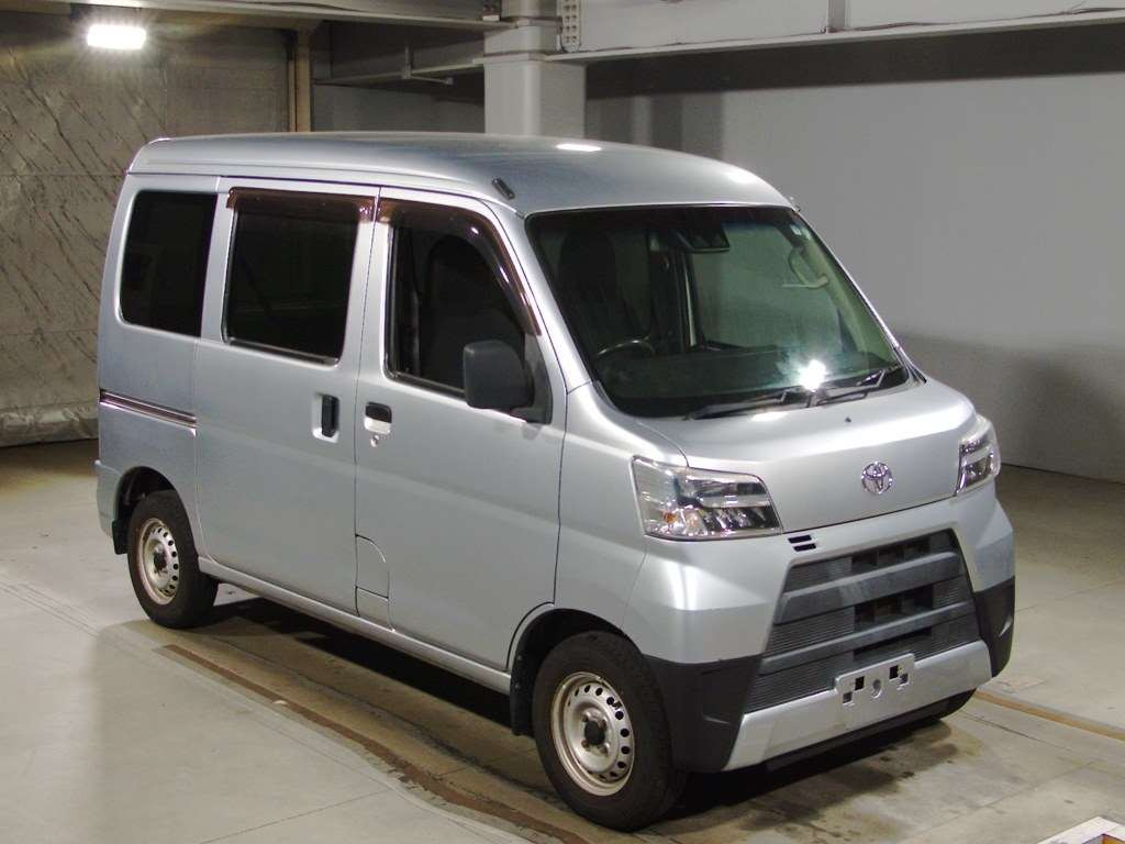 2020 Toyota Pixis Van S321M[2]