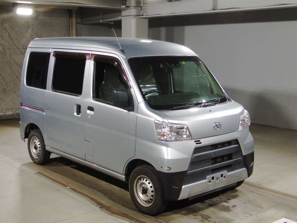 2018 Daihatsu Hijet Cargo S321V[2]