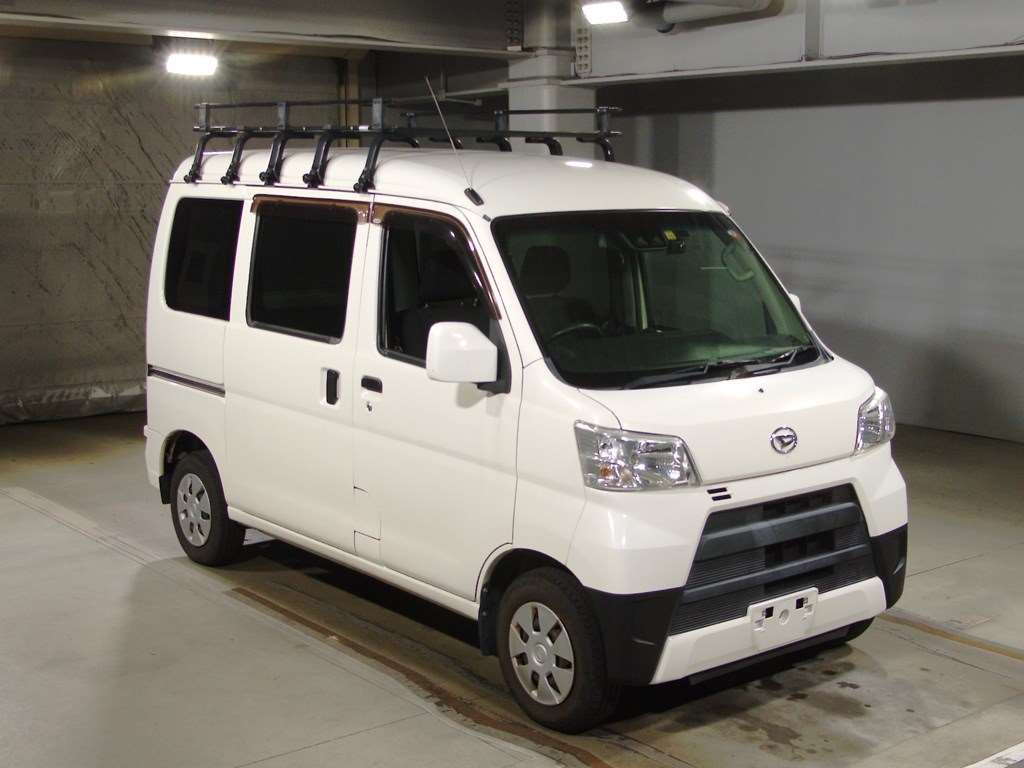 2018 Daihatsu Hijet Cargo S321V[2]