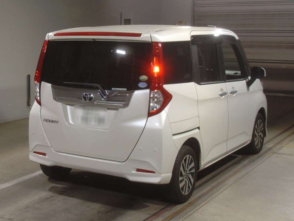 2019 Toyota Roomy M900A[1]