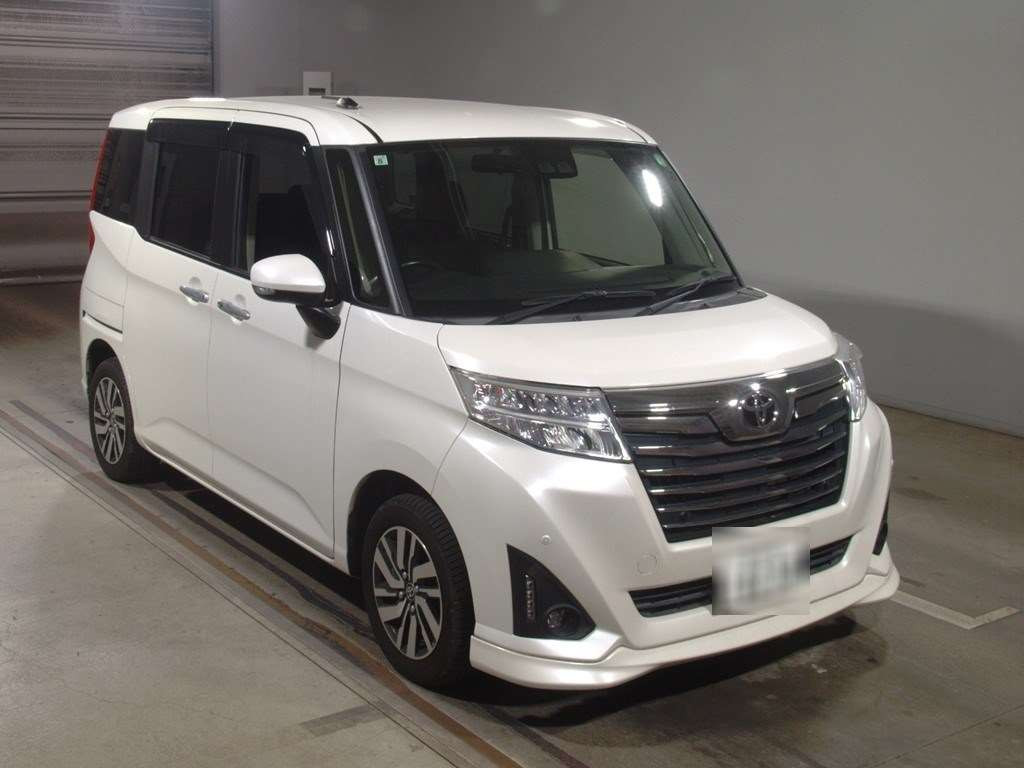 2019 Toyota Roomy M900A[2]