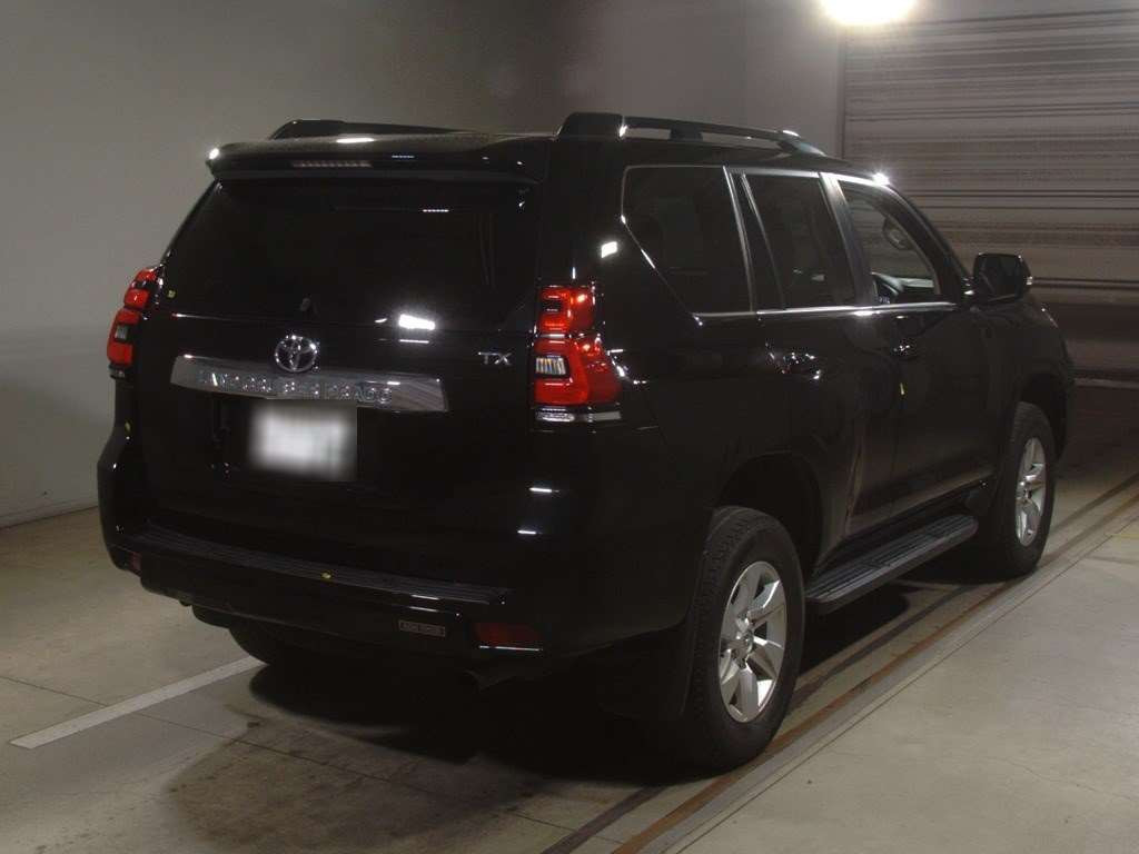 2020 Toyota Land Cruiser Prado TRJ150W[1]