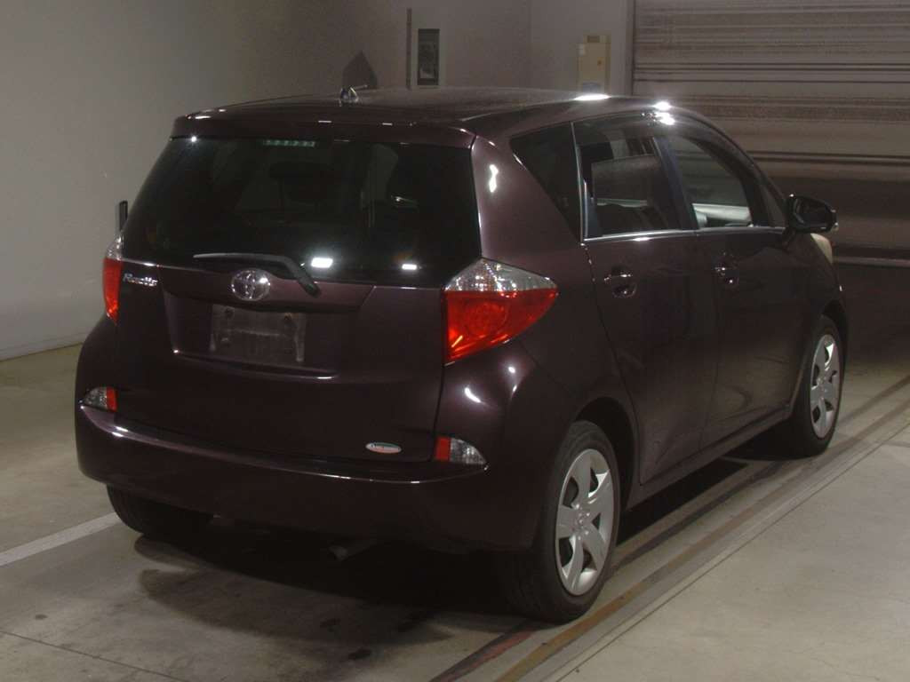 2014 Toyota Ractis NCP120[1]