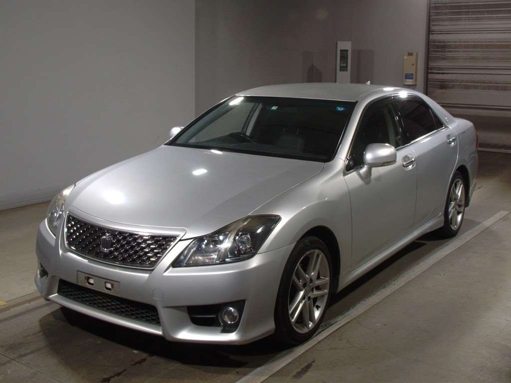 2011 Toyota Crown GRS200[0]