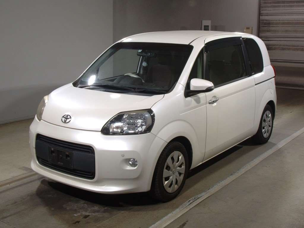 2013 Toyota Porte NCP141[0]