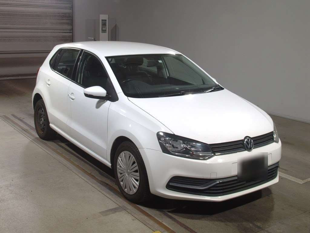 2014 Volkswagen Polo 6RCJZ[2]