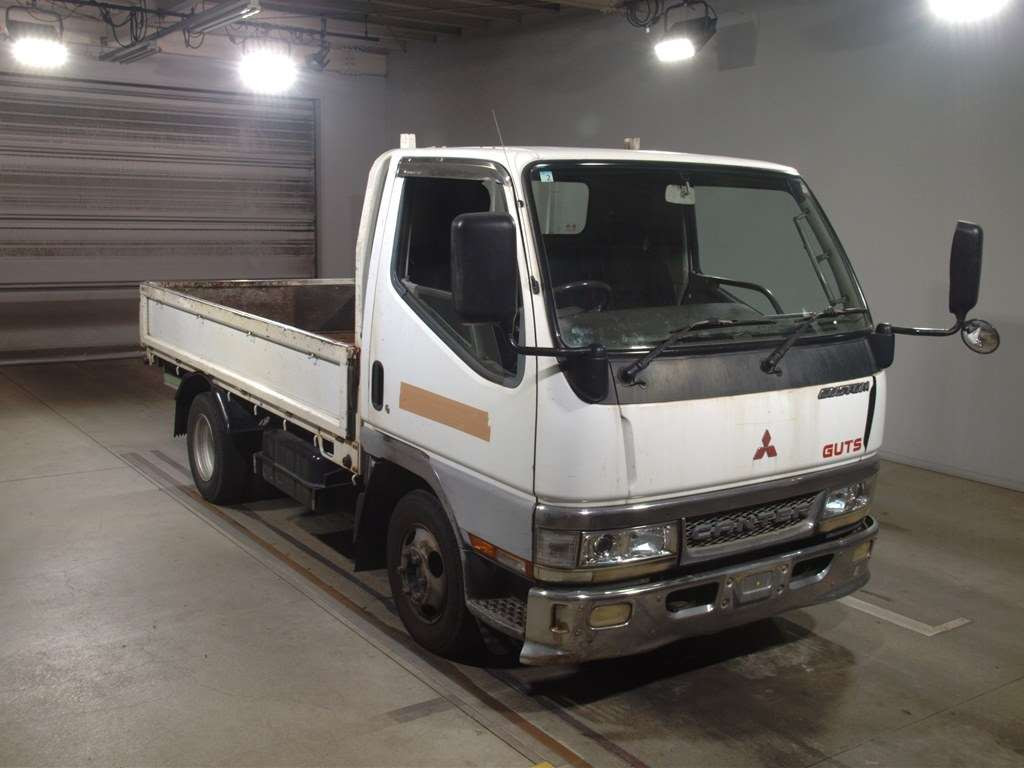 2002 Mitsubishi Fuso Canter Guts FB50AB[2]