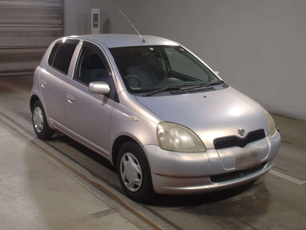 2002 Toyota Vitz SCP10[2]