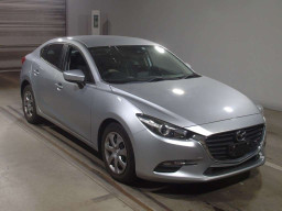 2019 Mazda Axela